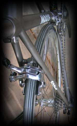 Moots Vamoots rear end