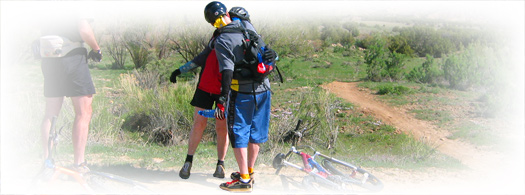 kiss on the trail